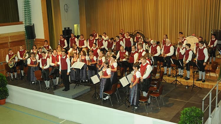 2012 Bezirksmusikfest in Mauerstetten - Leitung Thomas Wieser